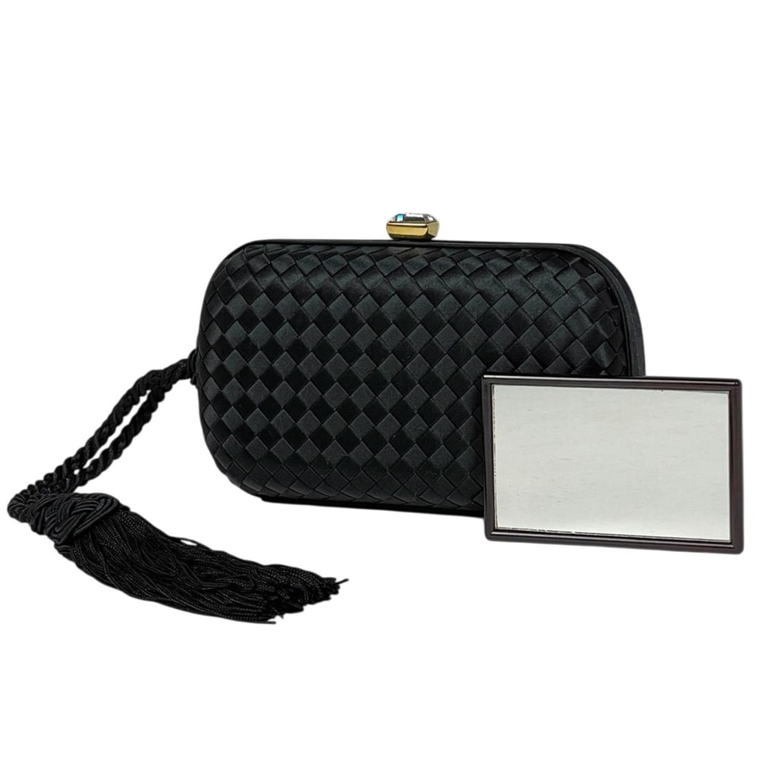 Bottega Veneta Intrecciato Fringe Clutch Bag, Silk, Black, Women's: --- Catalog ---Category: SizeSize (HxWxD): 9cm x 16cm x 5cm / 3.54'' x 6.29'' x 1.96''Category: DesignType: Clutch bagColor: BlackGender: WomenMaterial: Silk Category: GeneralBrand: Bottega Veneta--- 