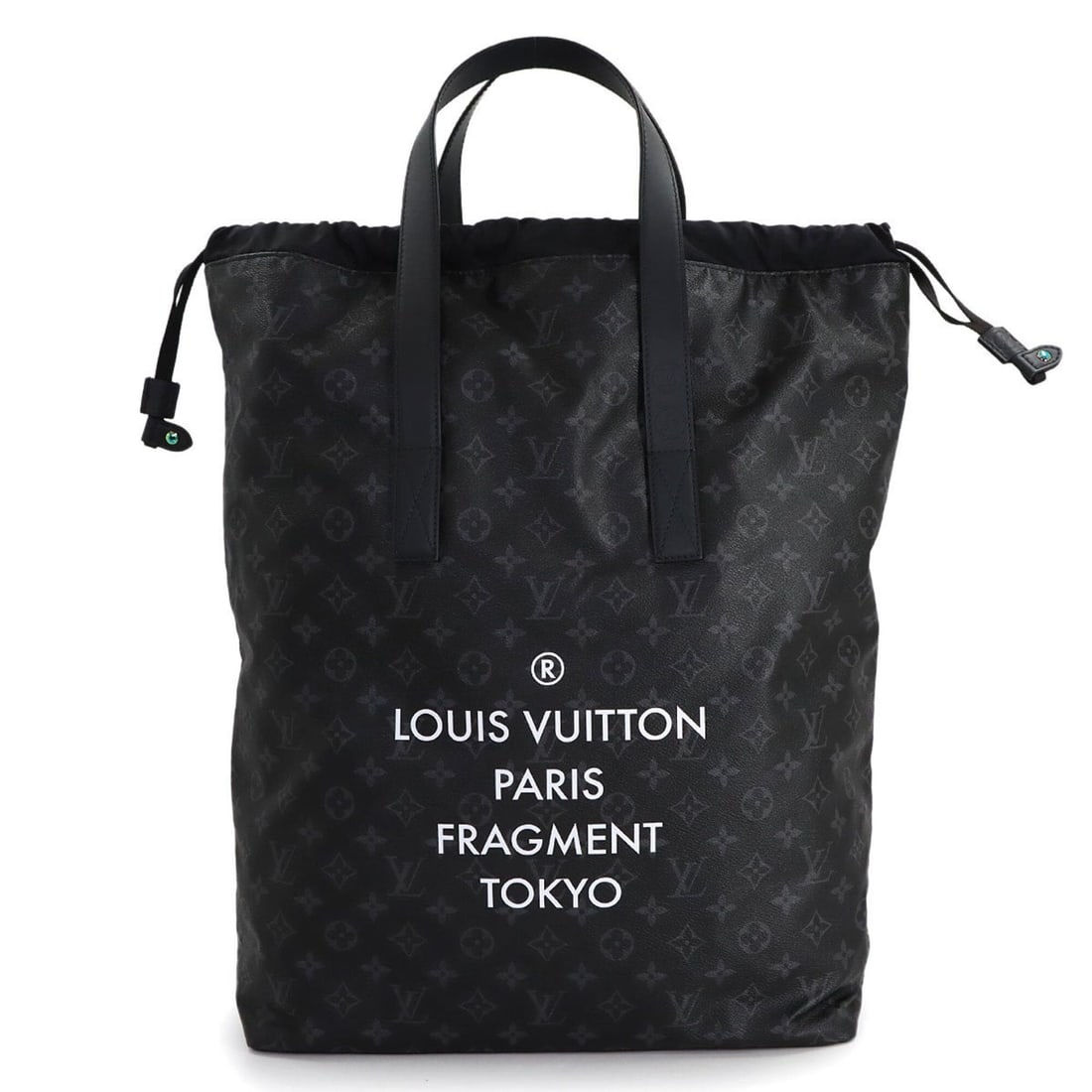 Louis Vuitton Monogram Eclipse Fragment Cabas Light Tote Handbag, Black, M43417: --- Catalog ---Category: SizeSize (HxWxD): 51cm x 36cm x 16cm / 20.07'' x 14.17'' x 6.29''Category: DesignType: Handbag, Pouch, Tote bagColor: Black, Monogram EclipseGender: WomenMaterial: Monogram Ec