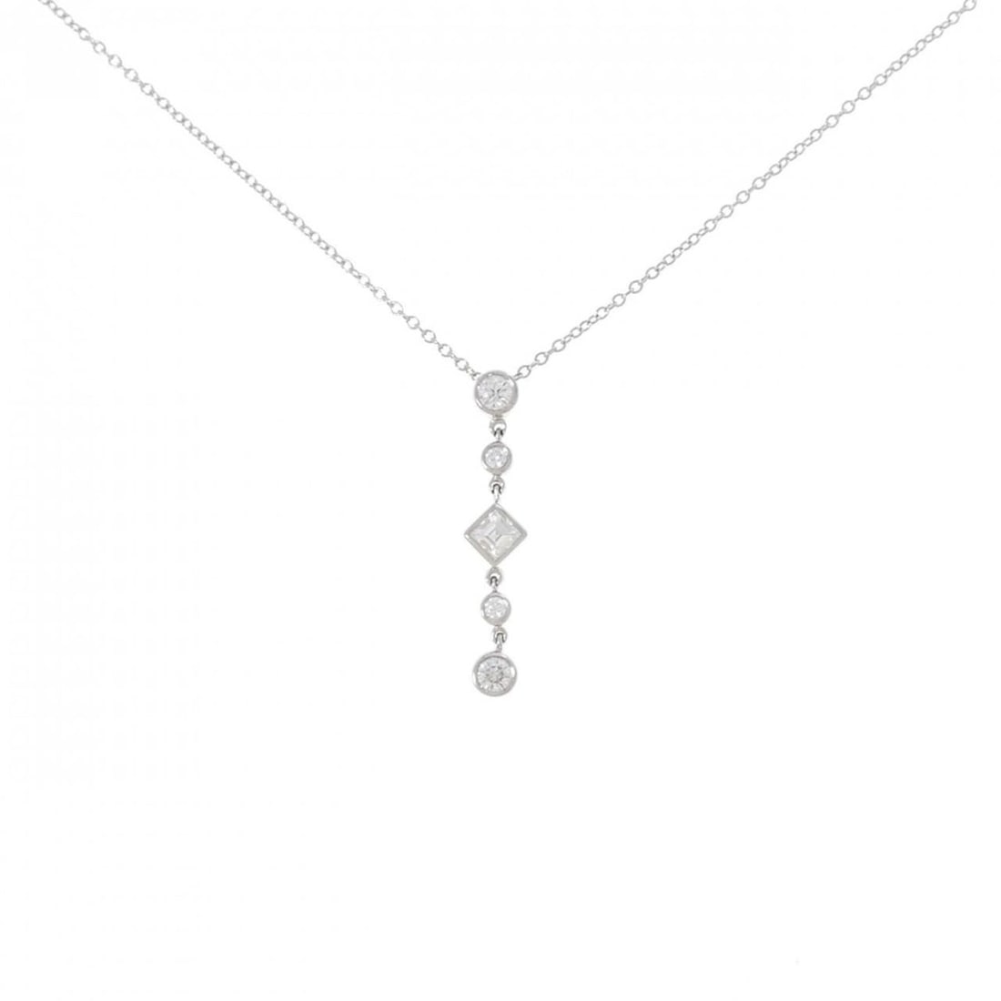 Tiffany & Co. diamond necklace: --- Catalog ---Category: SizeWidth: 0.9mm / 0.04''Pendant Size: 26.3mm x 5mm / 1.03'' x 0.19''Neck Circumference: 46 cm / 18.11''Category: DesignStone: DiamondGender: WomenMaterial: Platinum