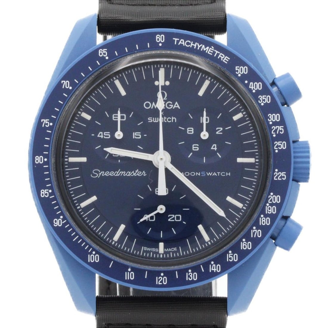 Swatch x Omega Mission to Neptune SO33N100 Bioceramic Quartz Watch: --- Catalog ---Category: SizeCase Diameter: 42mm / 1.65''Category: DesignType: WristwatchGender: MenColor (Dial): BlueMaterial (Band): NylonCategory: GeneralMPN: SO33N100Brand: SwatchCategory: Movemen