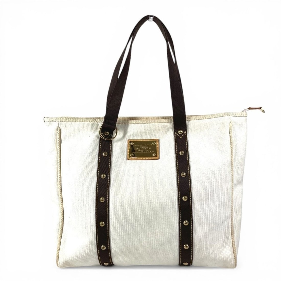 LOUIS VUITTON M40033 Antigua Cabas GM Shoulder Bag Tote Canvas Men's Women's Ecru White: --- Catalog ---Category: SizeSize (HxWxD): 35.5cm x 41cm x 9.5cm / 13.97'' x 16.14'' x 3.74''Category: DesignType: Shoulder bag, Tote bagColor: Ecru, WhiteGender: Men,Women,UnisexMaterial: Canvas Cate