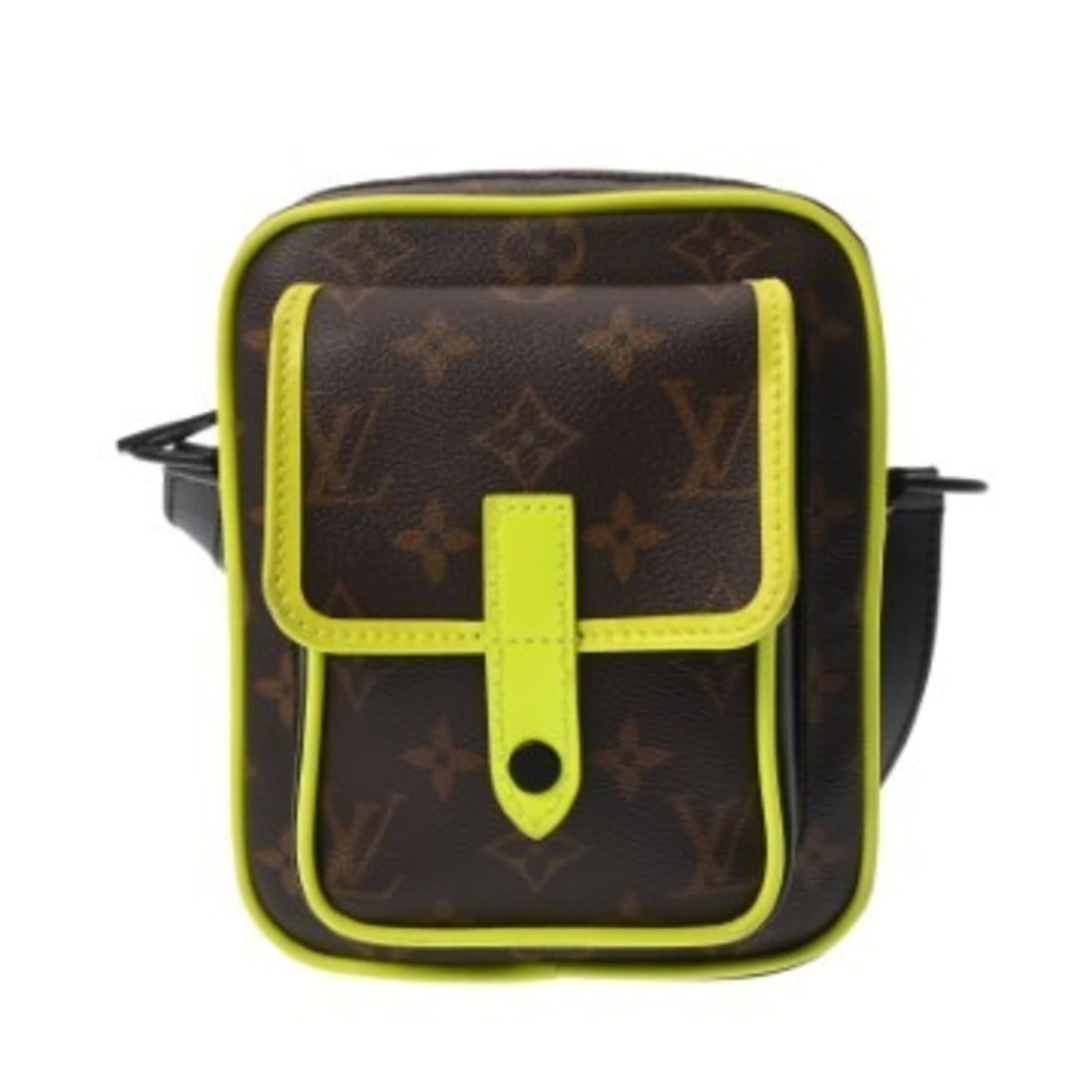 LOUIS VUITTON Louis Vuitton Monogram Macassar Christopher Wearable Wallet Neon Yellow M80793 Men's: --- Catalog ---Category: SizeSize (HxWxD): 18cm x 14.5cm x 5cm / 7.08'' x 5.7'' x 1.96''Category: DesignType: Shoulder bagColor: Brown, Monogram Macassar, YellowGender: MenMaterial: Monogram Category: