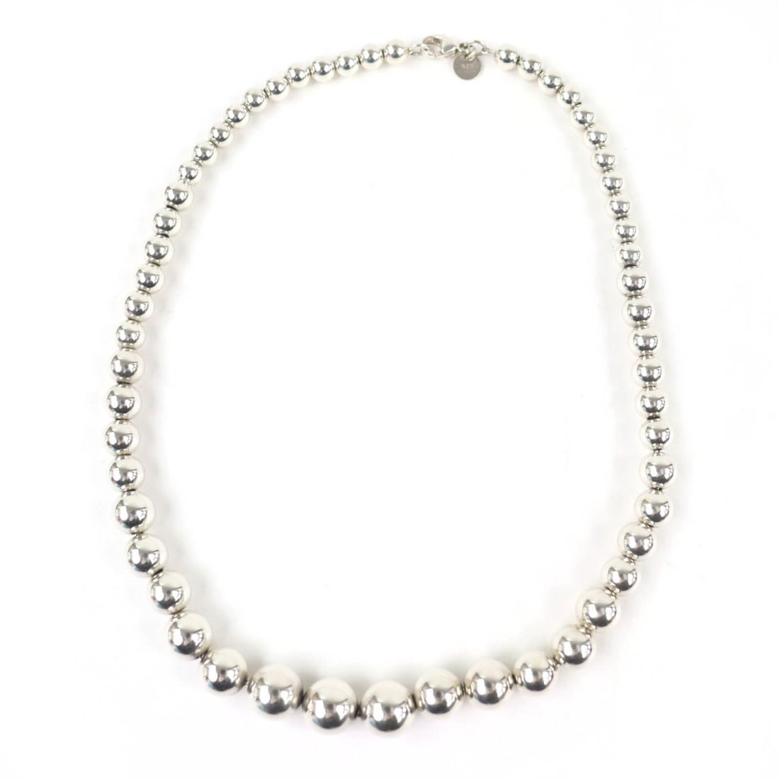 TIFFANY&Co. Tiffany HardWear Graduated Ball Necklace, 925 Sterling Silver, Weight 28.4g, Women's.: --- Catalog ---Category: SizePendant Size: 1mm / 0.03''Neck Circumference: 41 cm / 16.14''Category: DesignColor: SilverGender: WomenMaterial: Silver 925Necklace Type: NecklaceCategory: GeneralBrand: T