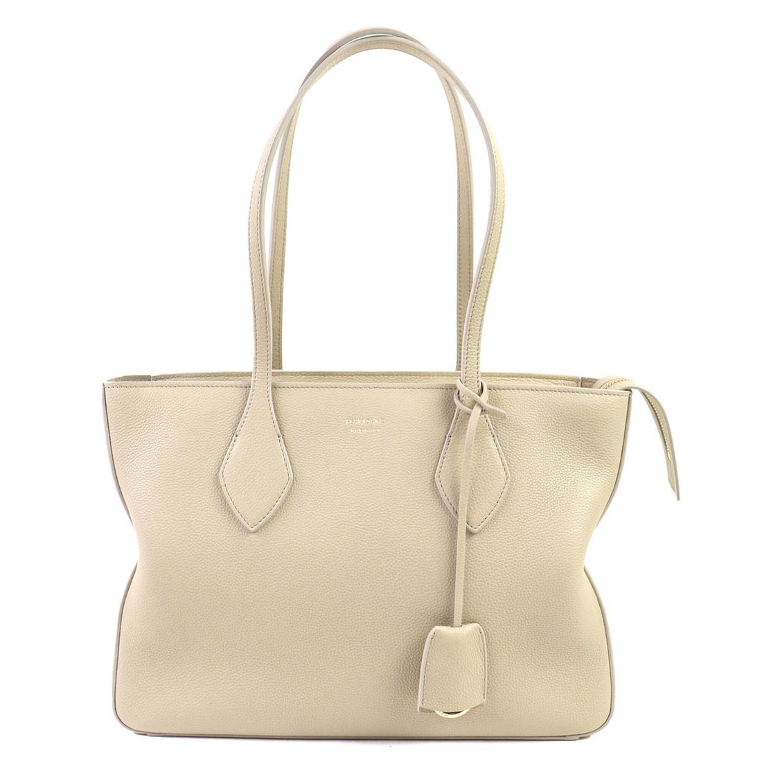Salvatore Ferragamo FERRAGAMO 219861 Tote Bag M Calf Leather with Clochette, Can be Carried on: --- Catalog ---Category: SizeSize (HxWxD): 25cm x 36cm x 11cm / 9.84'' x 14.17'' x 4.33''Handle Length: 53cm / 20.86''Category: DesignType: Tote bagColor: Light beigeGender: WomenClosure: ZipperMateri