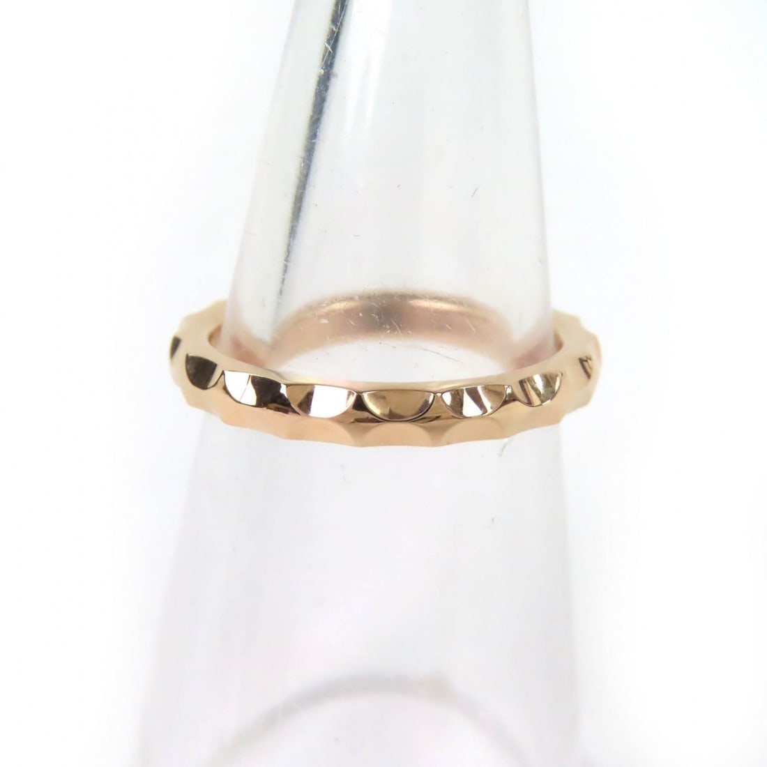 LOUIS VUITTON 085729 Alliance Monogram Infini Ring, AU750 18K 750 (PG), Current Model, Pink Gold,: --- Catalog ---Category: SizeWidth: 3mm / 0.12''Weight: 3.65g / 0.12oz.US Size: 5.5Brand Size: 50Category: DesignType: Band ringColor: Pink goldGender: WomenMaterial: Pink gold (18K)Category: GeneralB