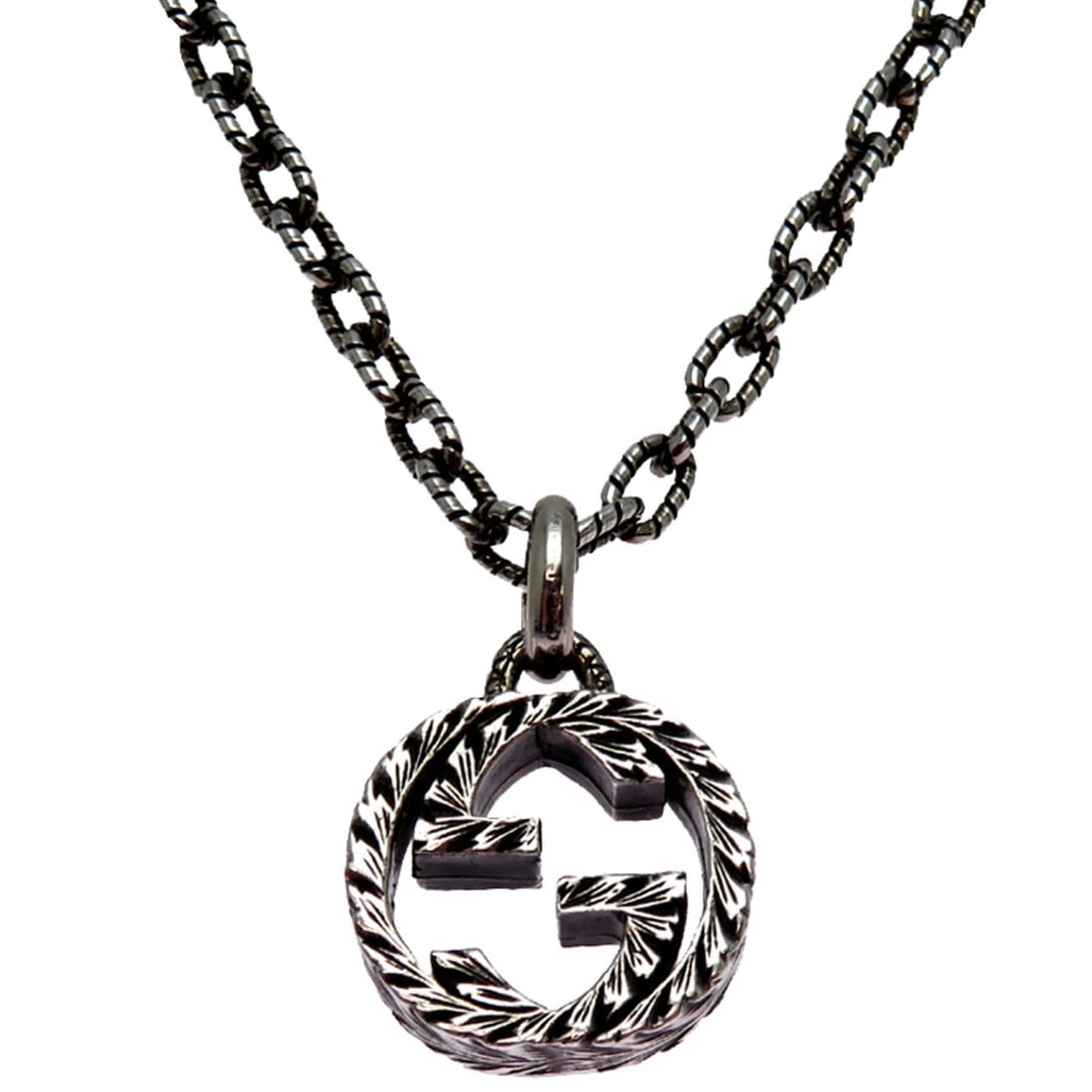 Gucci Interlocking G Men's Necklace, Sterling Silver 925: --- Catalog ---Category: SizePendant Size: 15.5mm x 17mm / 0.61'' x 0.66''Neck Circumference: 45 cm / 17.71''Category: DesignGender: MenMaterial: Silver 925Necklace Type: NecklaceCategory: GeneralBran