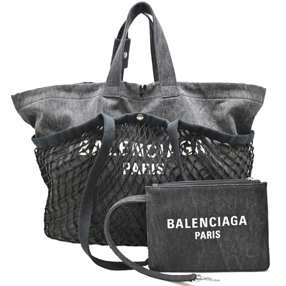 Balenciaga Women's/Men's Tote Bag 791809 Denim Black: --- Catalog ---Category: SizeSize (HxWxD): 29cm x 51cm x 20cm / 11.41'' x 20.07'' x 7.87''Category: DesignType: Tote bagColor: BlackGender: Men,WomenMaterial: Denim Category: GeneralMPN: 791809Brand: