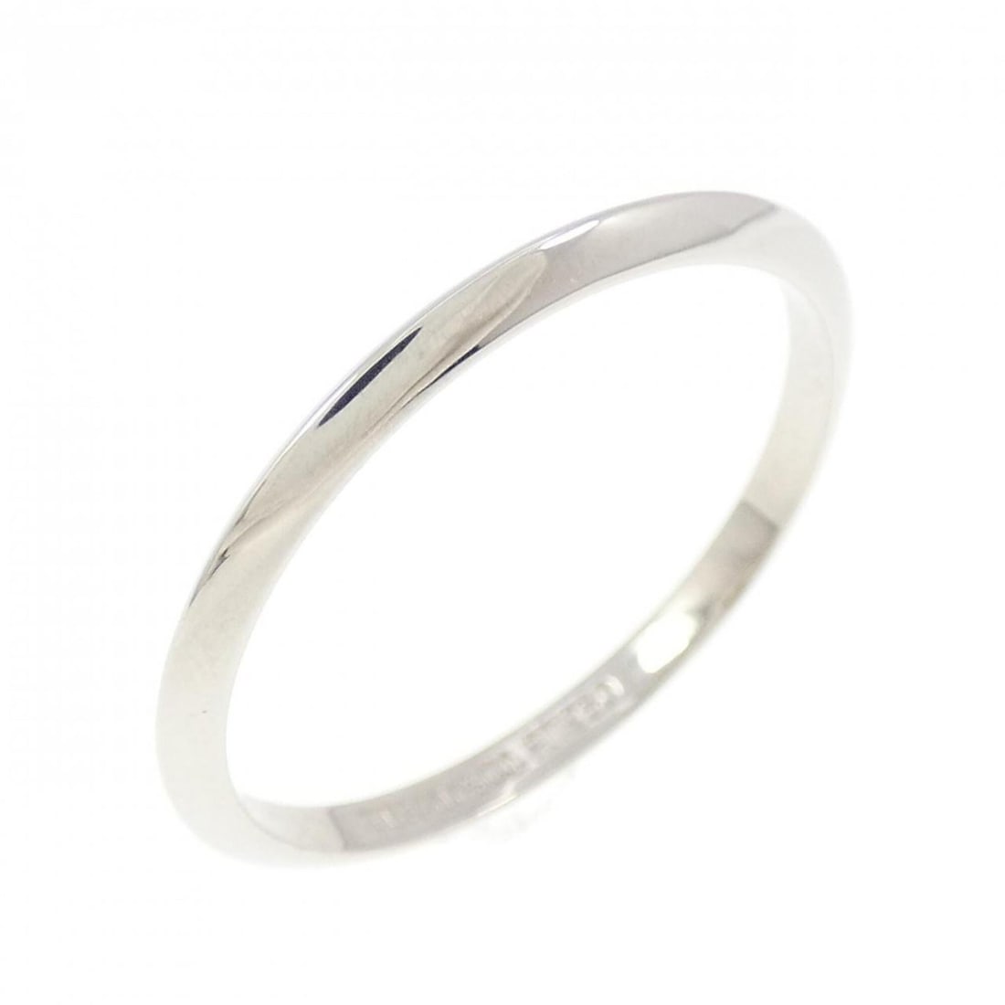 Tiffany Band Ring: --- Catalog ---Category: SizeJP Size: 18US Size: 9Category: DesignType: Band ringGender: Women,MenMaterial: Platinum 950Category: GeneralBrand: Tiffany--- Item List ---Section: ConditionRanking: Rank