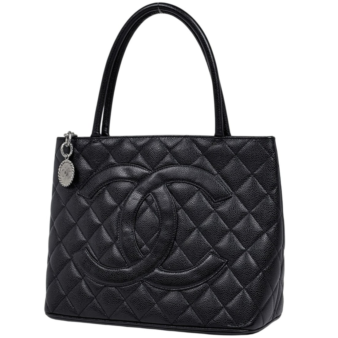 Chanel CHANEL Reissue Tote Handbag Coco Mark Bag Caviar Skin Black A01804 Women's: --- Catalog ---Category: SizeSize (HxWxD): 24cm x 30cm x 15cm / 9.44'' x 11.81'' x 5.9''Category: DesignType: Handbag, Tote bagColor: BlackGender: WomenMaterial: Grained Calfskin Category: GeneralMPN: