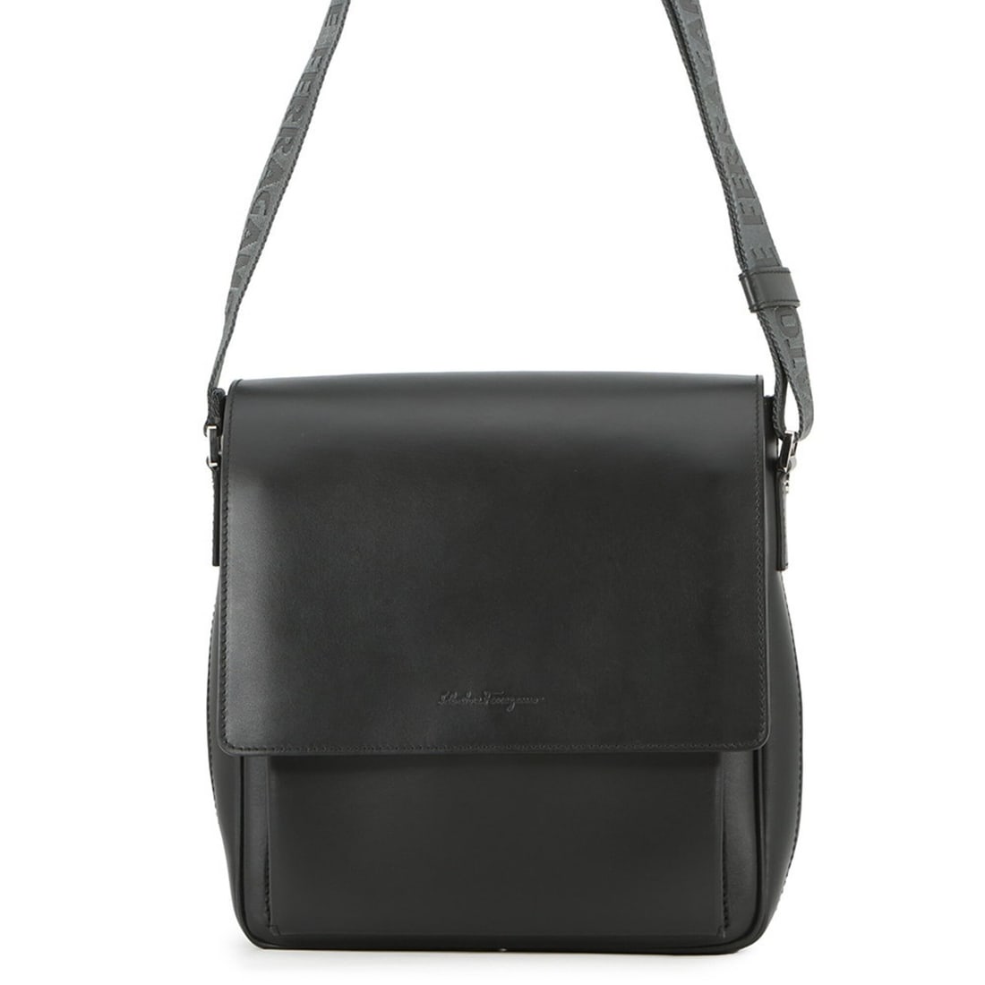 Salvatore Ferragamo Shoulder Bag Handbag Leather 24A311 Black Men's: --- Catalog ---Category: SizeSize (HxWxD): 26.5cm x 25.5cm x 5.5cm / 10.43'' x 10.03'' x 2.16''Category: DesignType: Handbag, Messenger bag, Shoulder bagColor: BlackGender: MenMaterial: Leather