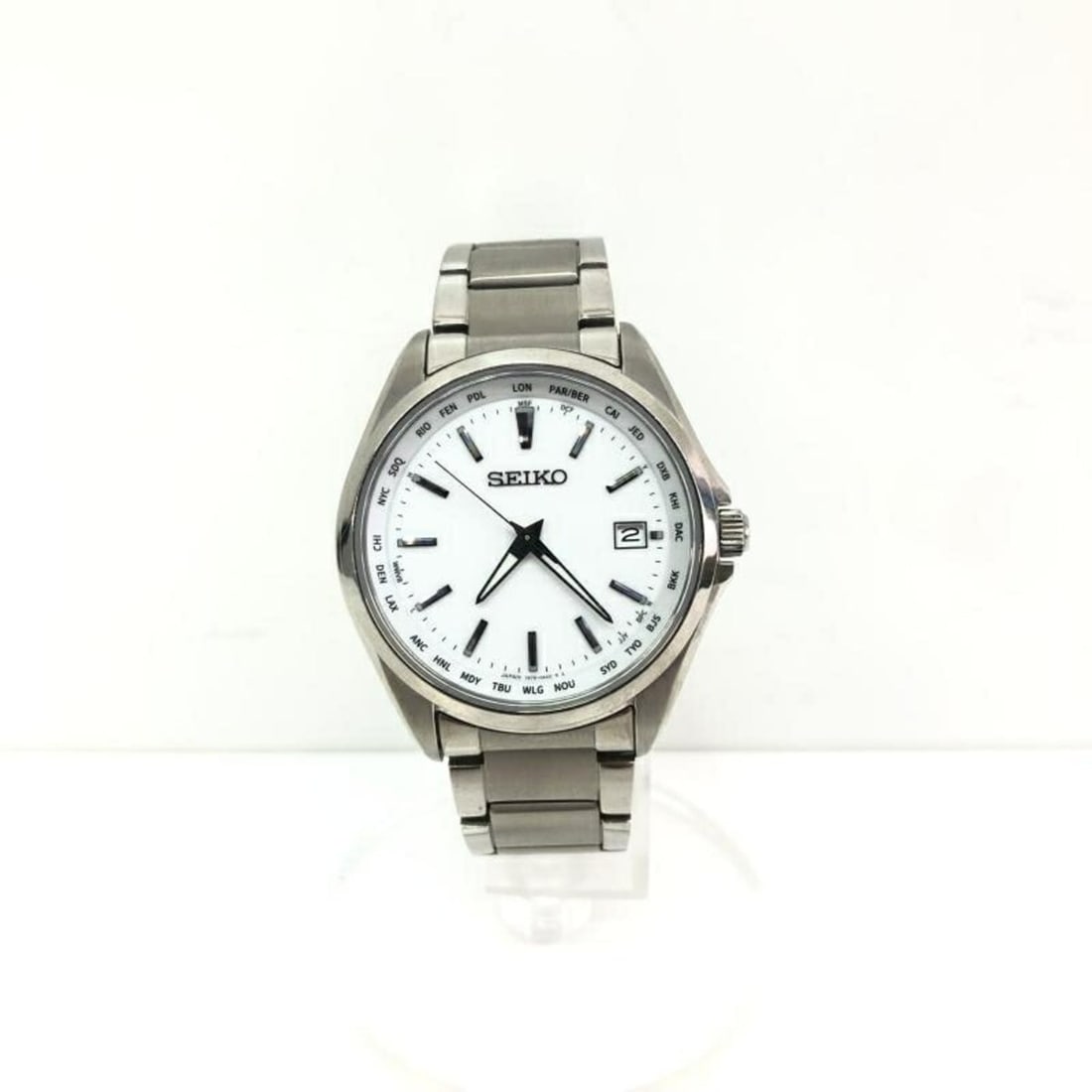 SEIKO Selection Solar Radio-Controlled Watch 7B75-0AA0: --- Catalog ---Category: SizeWrist Size: 18cm / 7.08''Case Diameter: 39mm / 1.54''Category: DesignType: WristwatchGender: MenCategory: GeneralMPN: 7B75-0AA0Brand: SeikoCategory: MovementMovement: Radi