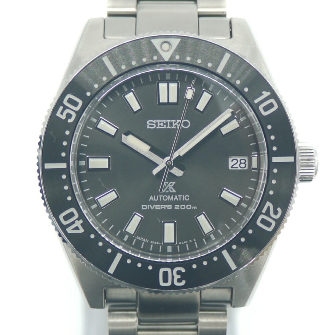 SEIKO PROSPEX Diver Scuba Mechanical 1965 Heritage SBDC101 Automatic Grey Dial Watch: --- Catalog ---Category: SizeWrist Size: 21cm / 8.26''Case Diameter: 40.5mm / 1.59''Category: DesignType: WristwatchGender: MenDisplay: AnalogGemstone: SapphireColor (Dial): GrayCrystal Type: Sapphire