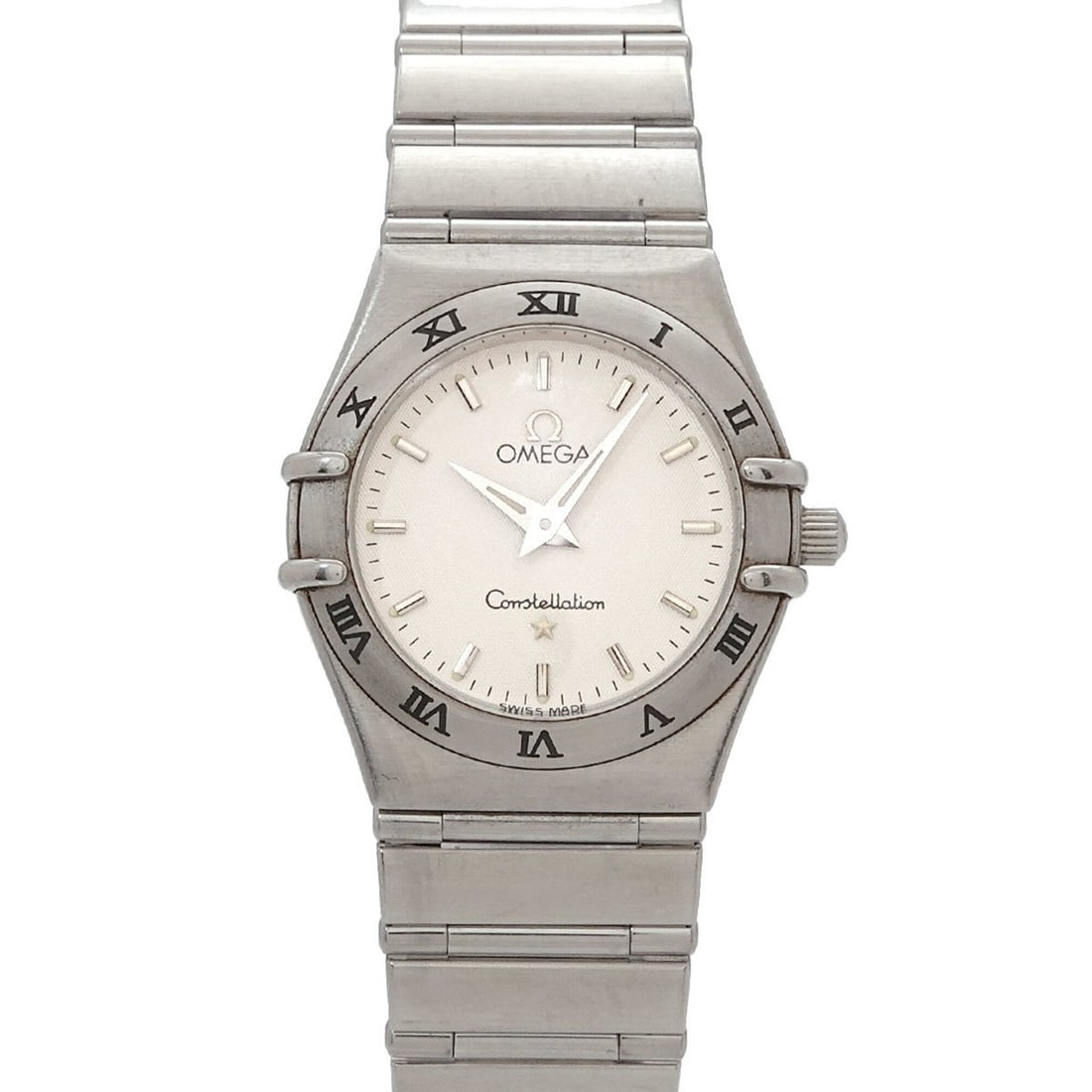 Omega Constellation 1572 30 Ladies' Watch, Silver, Quartz Watch: --- Catalog ---Category: SizeWrist Size: 14.5cm / 5.7''Case Diameter: 25mm / 0.98''Category: DesignType: WristwatchGender: WomenColor (Dial): SilverMaterial (Band): Stainless steelMaterial (Case): Sta