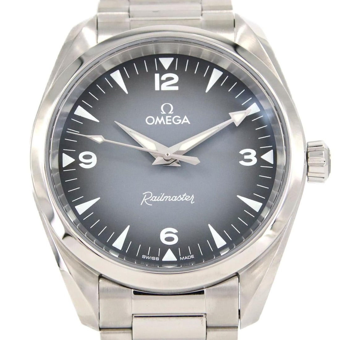 Omega Railmaster 235.10.38.20.06.001 Stainless Steel Automatic Watch: --- Catalog ---Category: SizeWrist Size: 20.5cm / 8.07''Case Diameter: 38mm / 1.5''Category: DesignType: WristwatchGender: MenColor (Dial): GrayMaterial (Band): Stainless steelMaterial (Case): Stainle