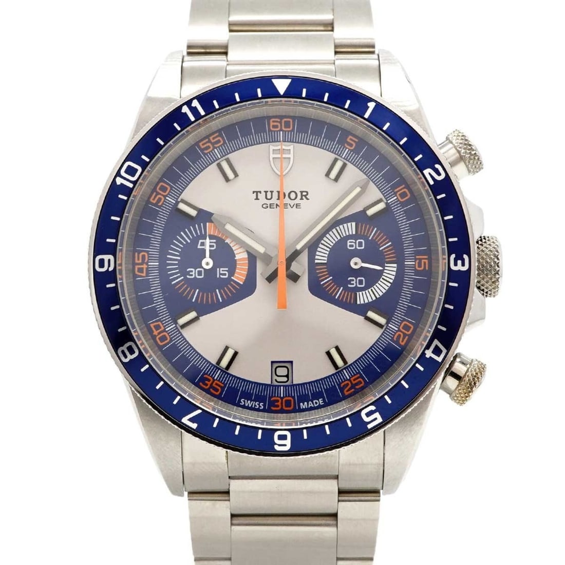 Tudor Heritage Chrono 70330B White Dial Men's Watch: --- Catalog ---Category: SizeWrist Size: 18cm / 7.08''Case Diameter: 42mm / 1.65''Category: DesignType: WristwatchGender: MenColor (Dial): WhiteMaterial (Band): Stainless steelCategory: GeneralMPN: 70