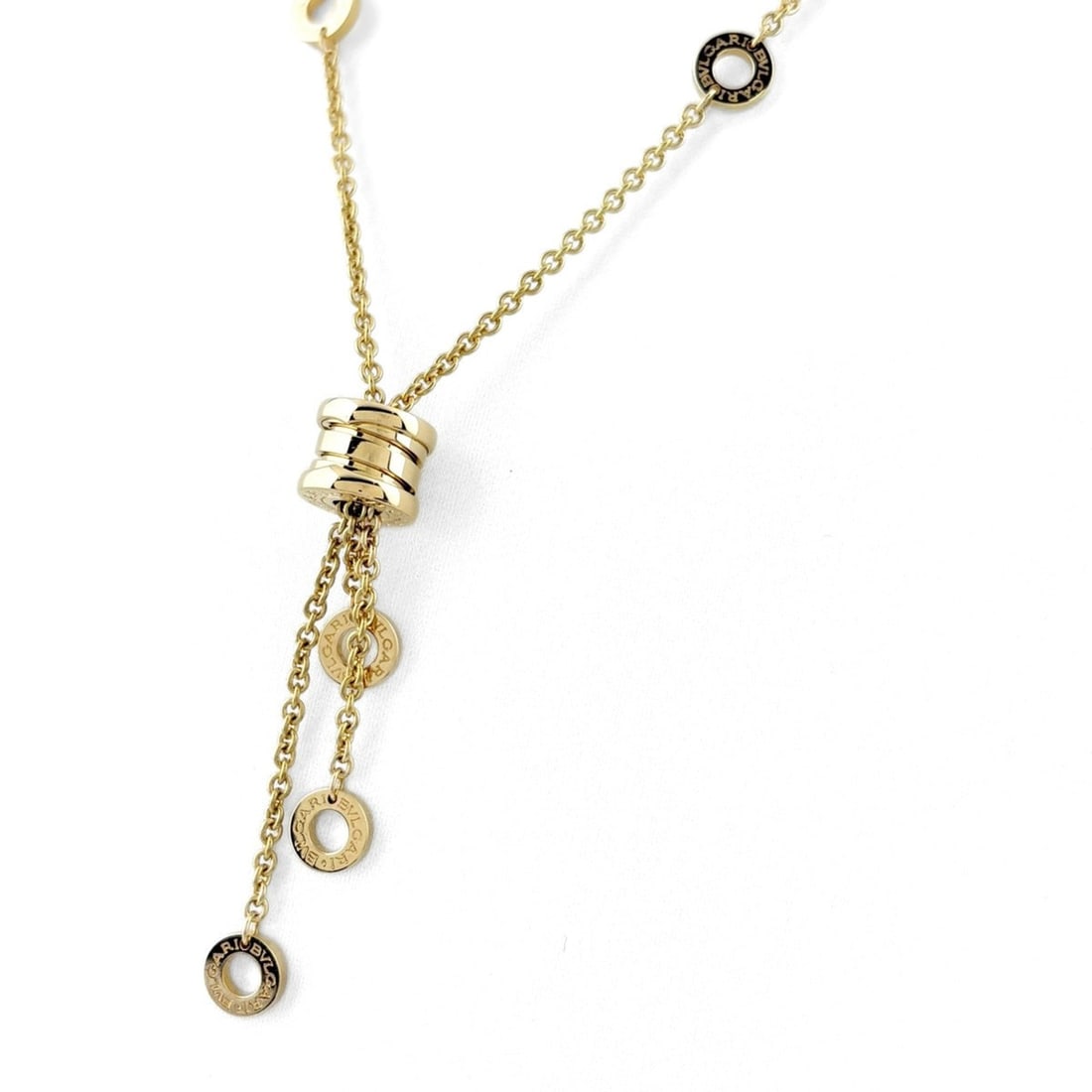 Bvlgari Bulgari B.zero1 Element Necklace, Yellow Gold (750), Pendant Women's.: --- Catalog ---Category: SizeWidth: 1.3mm / 0.05''Weight: 14.4g / 0.5oz.Pendant Size: 46.5mm x 9.1mm / 1.83'' x 0.35''Neck Circumference: 45 cm / 17.71''Category: DesignGender: WomenMaterial: Yellow g