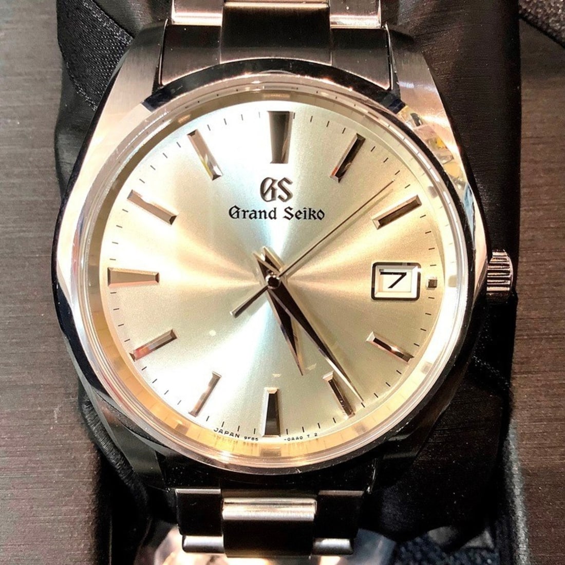 Grand Seiko Heritage Collection 9F Quartz SBGP009 9F85-0AC0 Currently in working condition Battery (1 of 18)