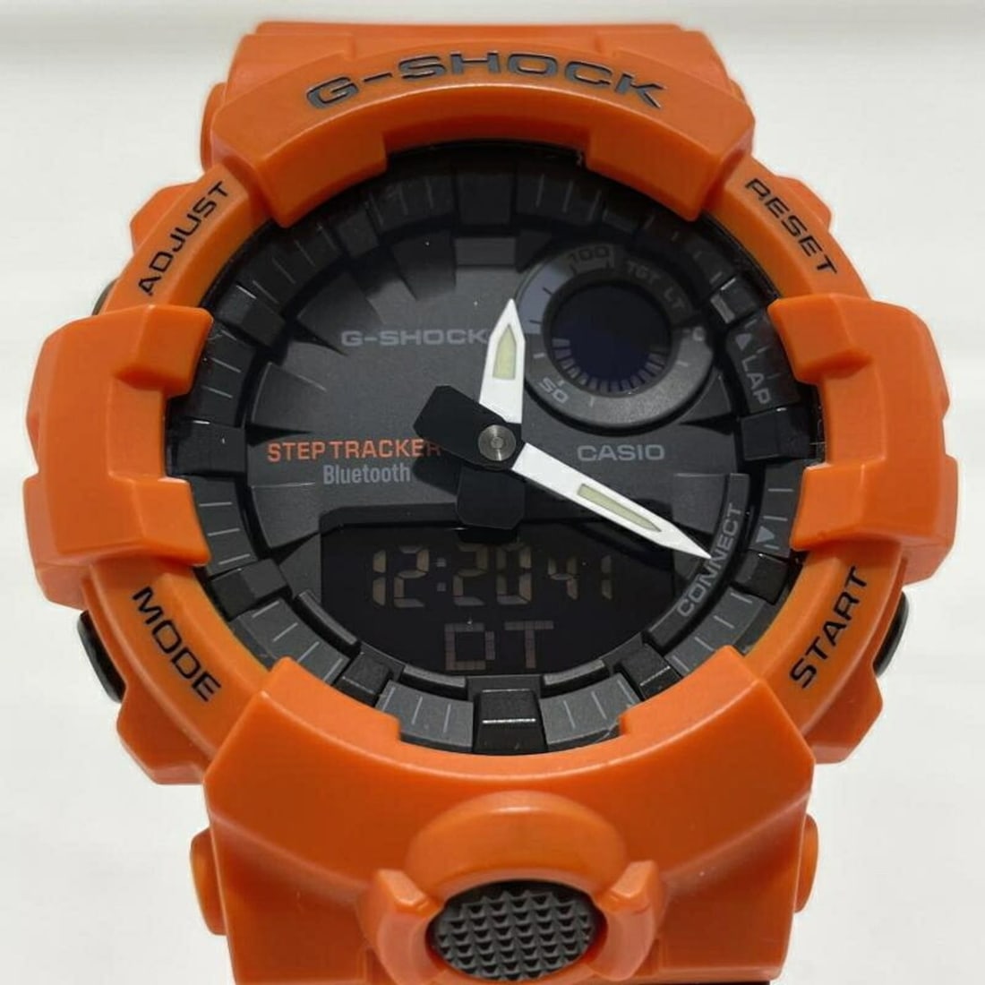 Casio G-SHOCK Watch GBA-800LU-1AJF Orange: --- Catalog ---Category: Category: DesignType: WristwatchColor: OrangeGender: MenCategory: GeneralLine: G-ShockBrand: CasioModel: GBA-800LU-1AJF--- Item List ---Section: ConditionRanking: Rank B Used 