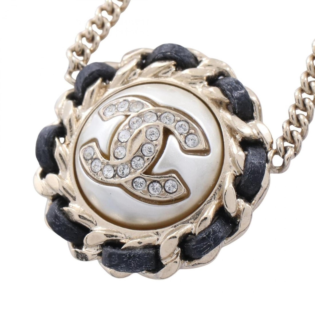 Chanel Coco Mark Circle Necklace Jewelry GP (Gold Plated) Leather Faux Pearl Rhinestone Women's Gold: --- Catalog ---Category: SizePendant Size: 18mm x 18mm / 0.7'' x 0.7''Neck Circumference: 41 cm / 16.14''Category: DesignColor: Clear, Gold, WhiteStone: RhinestoneGender: WomenMaterial: Gold plating, 