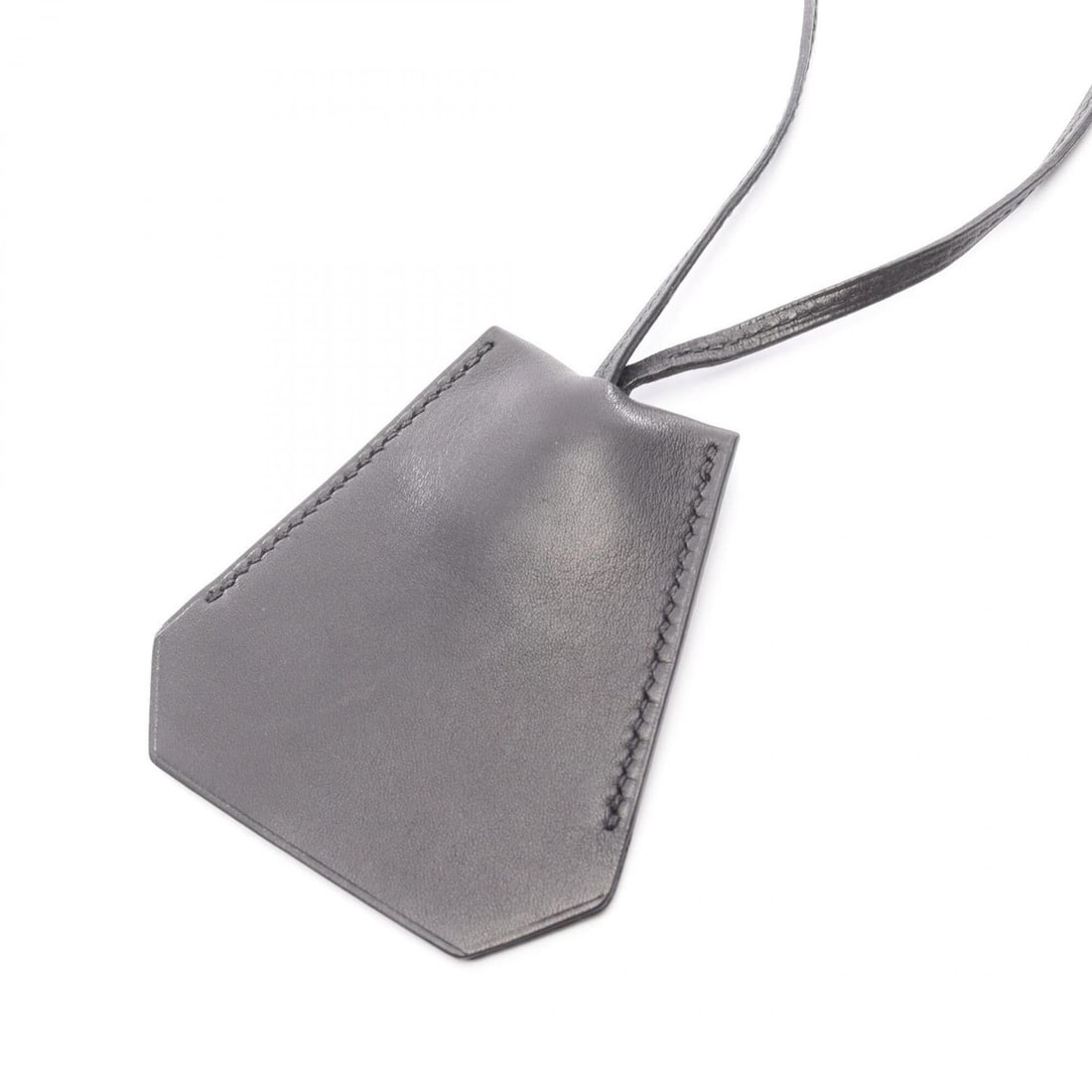 Hermes HERMES Long Necklace Clochette Jewelry Leather Calf (Cowhide) Box Men's Women's Black: --- Catalog ---Category: SizePendant Size: 80mm x 75mm / 3.14'' x 2.95''Neck Circumference: 59 cm / 23.22''Category: DesignColor: BlackGender: Men,WomenMaterial: Box calf leatherNecklace Type: Necklac