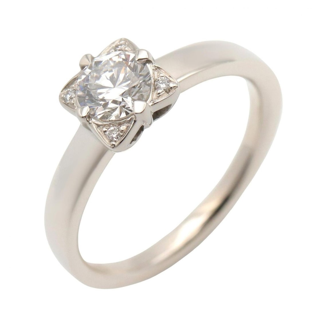 BVLGARI Teddy Cata Avenezia Diamond Ring, Platinum 950, Clear/Silver Tone. (Jewelry): --- Catalog ---Category: SizeJP Size: 6.5US Size: 3.5Category: DesignType: Band ringColor: Clear, SilverStone: DiamondGender: WomenMaterial: Platinum 950Category: GeneralBrand: Bvlgari--- Item List --
