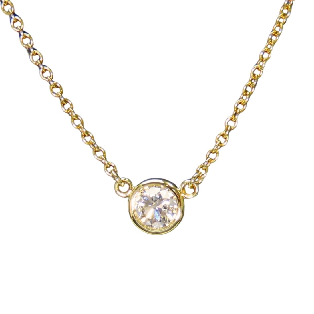 Tiffany & Co. By the Yard Elsa Peretti Necklace, 18K Yellow Gold, 1PD Diamond, Women's Jewelry.: --- Catalog ---Category: SizeWeight: 1.9g / 0.06oz.Stone Size (HxW): 4.90mm x 4.90mm / 0.19'' x 0.19''Neck Circumference: 40.5 cm / 15.94''Category: DesignColor: YellowStone: DiamondGender: WomenMater