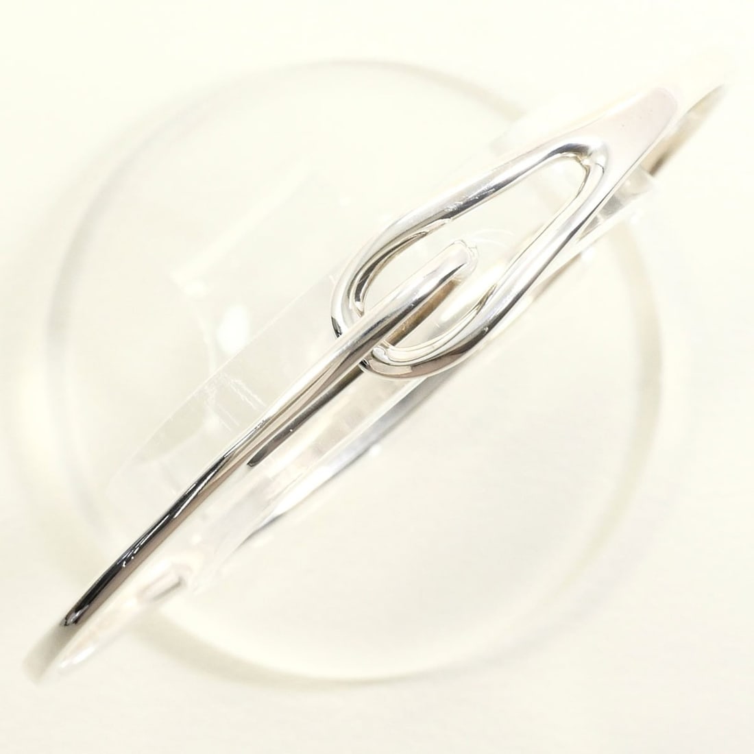 Tiffany & Co. Double Loop Sterling Silver Bangle, Total Weight: Approximately 13.0g, Jewelry, Like: --- Catalog ---Category: SizeLength: 19.5cm / 7.67''Category: DesignType: BangleColor: SilverGender: WomenMaterial: Silver 925Category: GeneralBrand: Tiffany--- Item List ---Section: ConditionRanking: