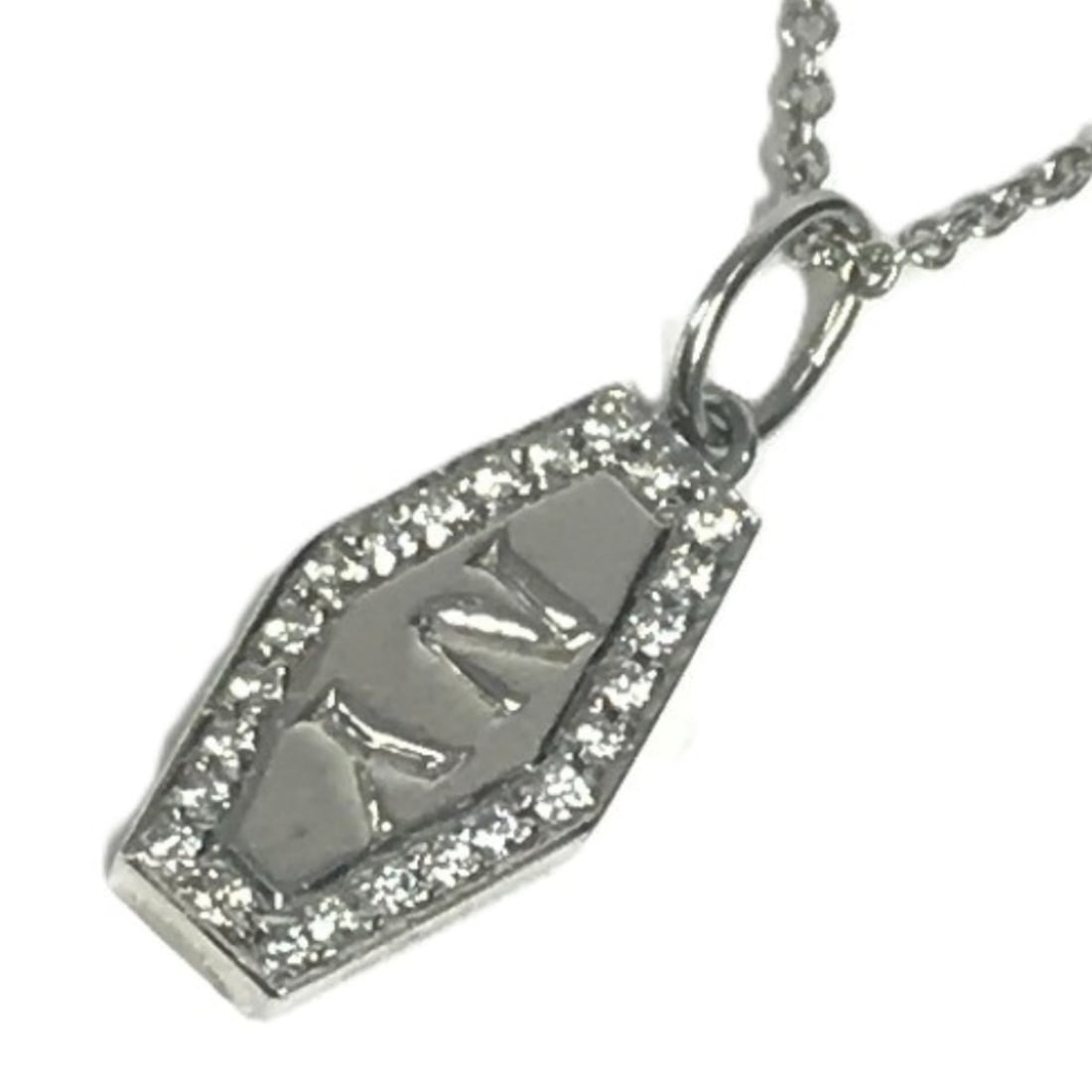TIFFANY & Co. Tiffany Platinum NY Plate Diamond New York Jewelry Accessory Chain Necklace, Pt950,: --- Catalog ---Category: SizeWeight: 4g / 0.14oz.Neck Circumference: 40 cm / 15.74''Category: DesignColor: SilverMetal: PlatinumStone: DiamondGender: WomenMaterial: Platinum 950Metal Purity: Platinum9