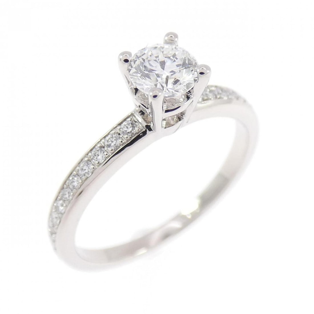 Bvlgari Bulgari diamond ring: --- Catalog ---Category: SizeJP Size: 8US Size: 4.5Category: DesignColor: SilverGender: WomenMaterial: Platinum 950Category: GeneralBrand: Bvlgari--- Item List ---Section: ConditionRanking: Rank A Use