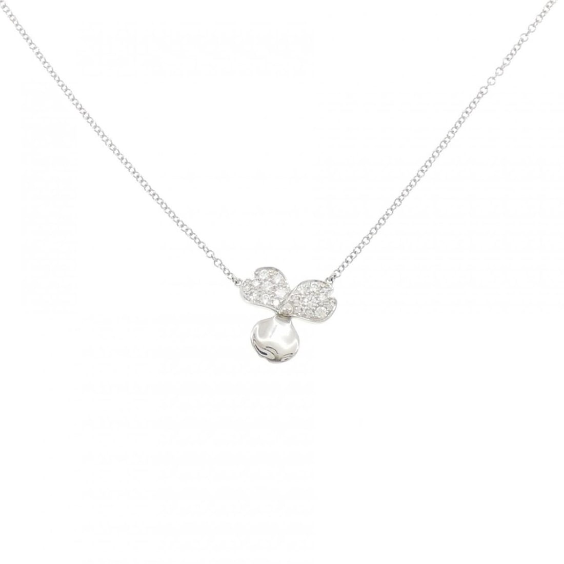 Tiffany & Co. Paper Flower Necklace: --- Catalog ---Category: SizeNeck Circumference: 41 cm / 16.14''Category: DesignColor: SilverGender: WomenMaterial: Platinum 950Pendant Type: PendantNecklace Type: NecklaceCategory: GeneralBrand: Tiff