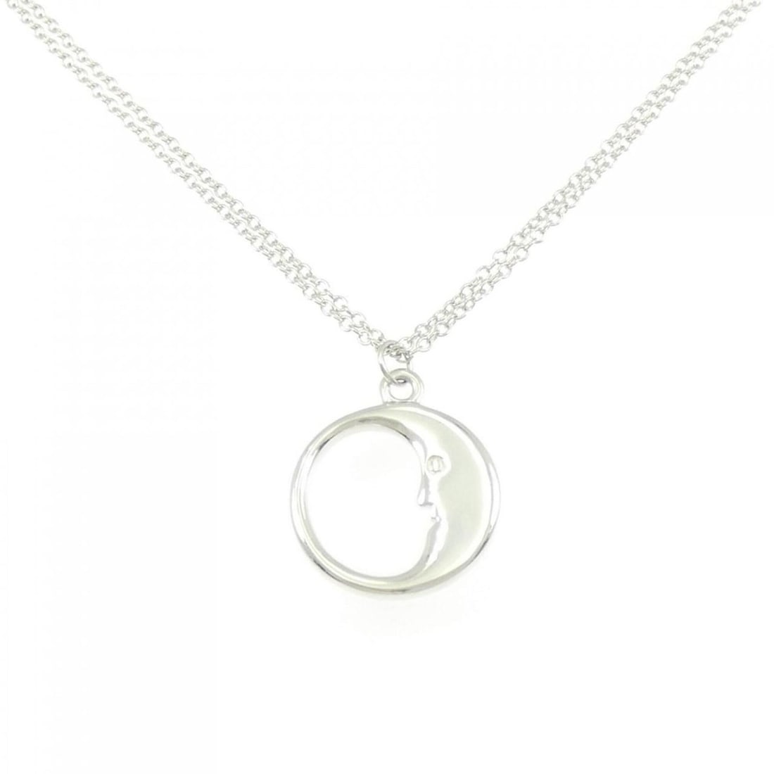 Tiffany Moon Necklace: --- Catalog ---Category: SizePendant Size: 27.5mm x 23.4mm / 1.08'' x 0.92''Neck Circumference: 41 cm / 16.14''Category: DesignGender: WomenMaterial: Silver 925Pendant Type: PendantNecklace Type: