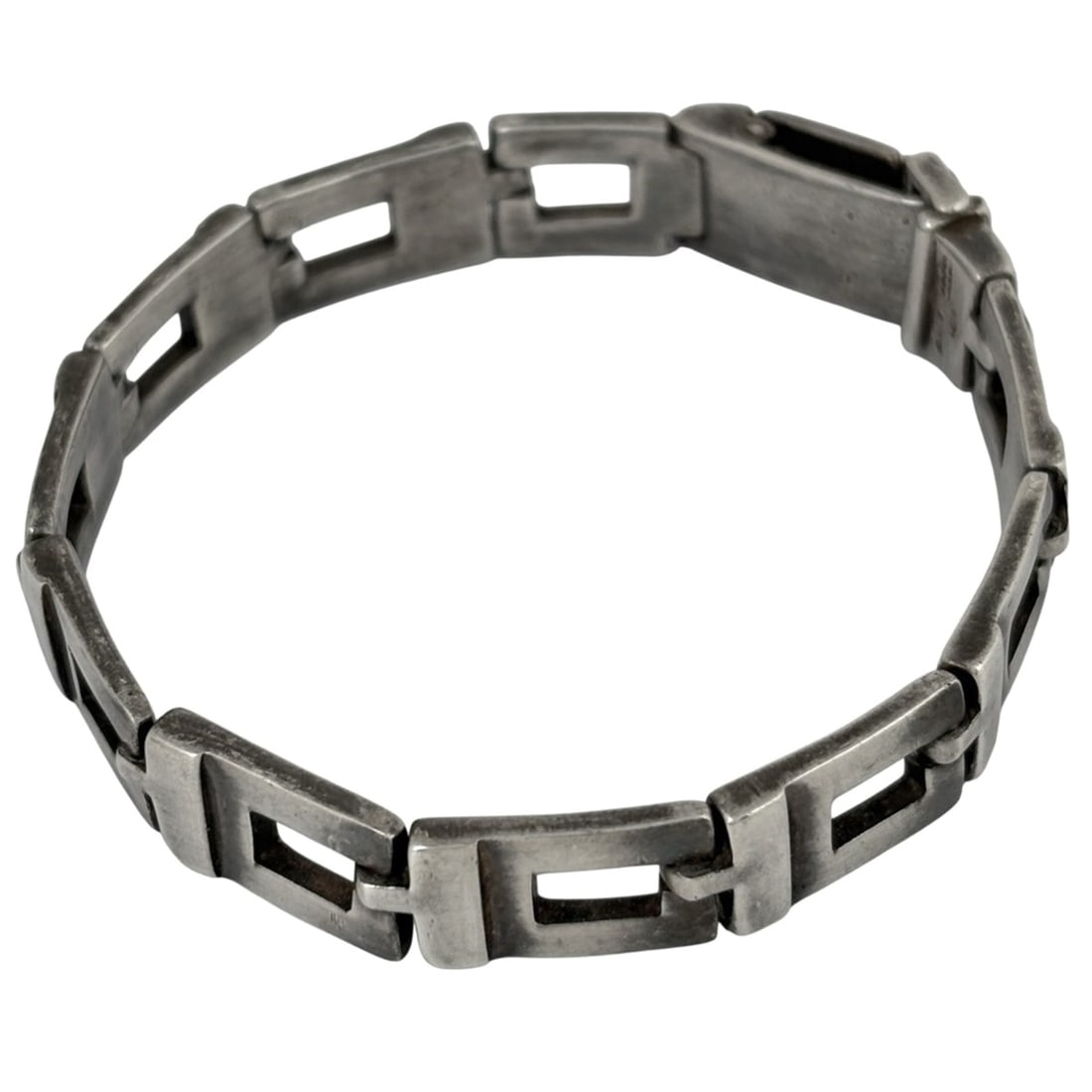 Gucci G-logo bracelet, sterling silver (925), silver, women's.: --- Catalog ---Category: SizeLength: 16.5cm - 18.5cm / 6.49'' - 7.28''Category: DesignType: Charm braceletColor: SilverGender: WomenMaterial: Silver 925Category: GeneralBrand: Gucci--- Item List