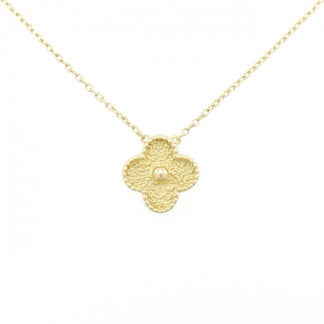 Van Cleef & Arpels Vintage Alhambra Necklace: --- Catalog ---Category: SizeWidth: 1.2mm / 0.05''Weight: 5.7g / 0.2oz.Pendant Size: 14.1mm x 14.1mm / 0.55'' x 0.55''Neck Circumference: 38 cm - 43 cm / 14.96'' - 16.92''Category: DesignGender: Women