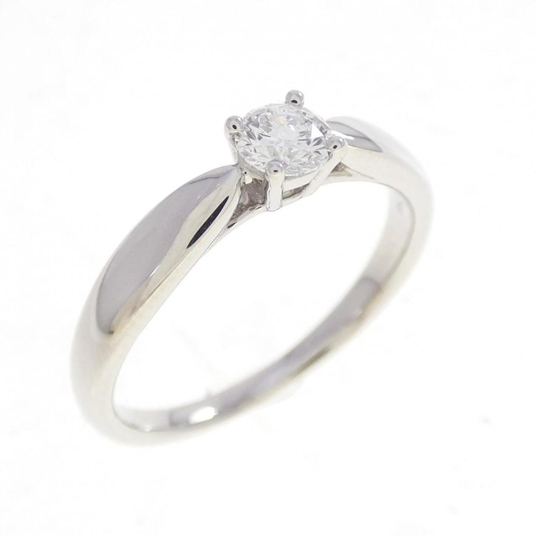 Tiffany Harmony Ring 0.19CT: --- Catalog ---Category: SizeJP Size: 9.0US Size: 5Category: DesignType: Band ringStone: DiamondGender: WomenMaterial: Platinum 950Category: GeneralBrand: Tiffany--- Item List ---Section: