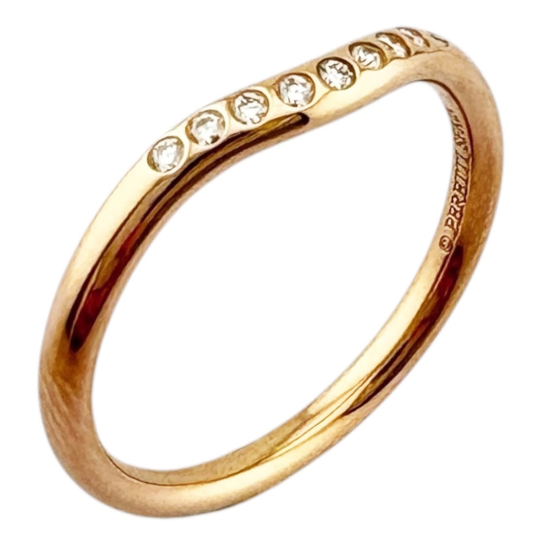 Tiffany & Co. Curved Band Ring, 18K Pink Gold, Diamond, Women's Ring.: --- Catalog ---Category: SizeUS Size: 13Brand Size: 6.5Category: DesignType: Band ringColor: Gold, Pink goldGender: WomenMaterial: Pink gold (18K)Category: GeneralBrand: Tiffany--- Item List ---Sectio