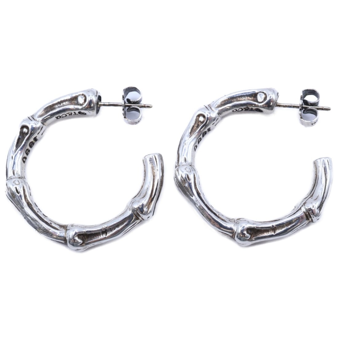 TIFFANY&Co. Tiffany 1996 925 Bamboo Earrings, Silver, Women's: --- Catalog ---Category: SizeSize (HxWxD): 28.00mm x 27.00mm / 1.10'' x 1.06''Category: DesignType: Stud earringsColor: SilverGender: WomenMaterial: Silver 925Category: GeneralBrand: Tiffany--- Item L