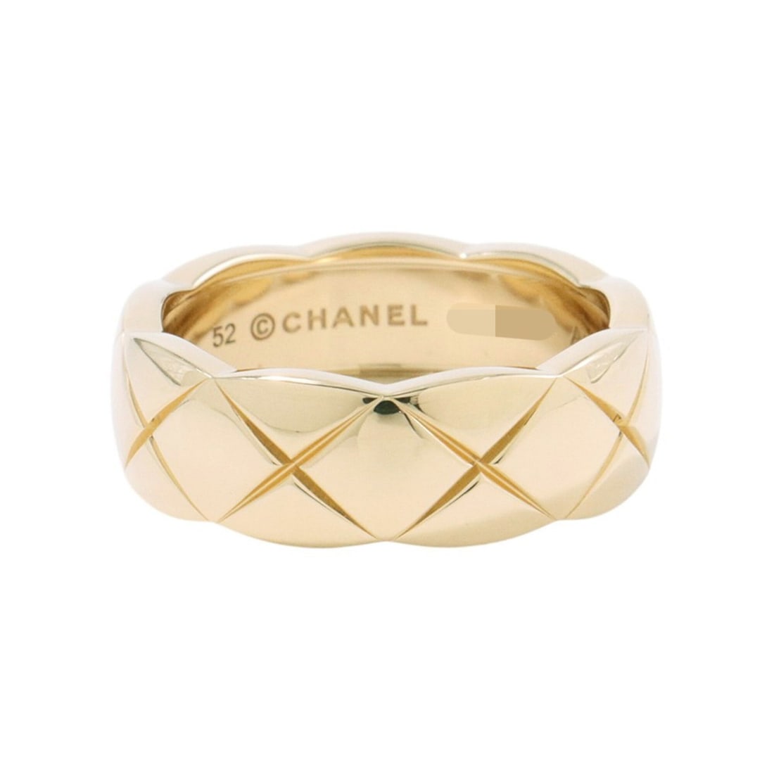 Chanel Coco Crush Collection Medium Ring, 18K Yellow Gold, Size 52, J10571.: --- Catalog ---Category: SizeUS Size: 6.5Brand Size: 52Category: DesignType: Band ringColor: Yellow goldMaterial: Yellow gold (18K)Category: GeneralMPN: J10571Brand: Chanel--- Item List ---Section: Co