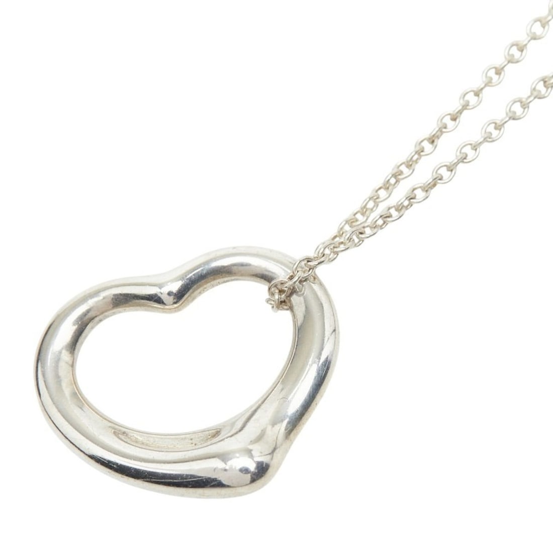 Tiffany & Co. Elsa Peretti Open Heart Chain Pendant Necklace, SV925 Silver, Women's.: --- Catalog ---Category: SizePendant Size: 13.7mm x 15.3mm / 0.53'' x 0.6''Neck Circumference: 41 cm / 16.14''Category: DesignGender: WomenMaterial: Silver 925Necklace Type: NecklaceCategory: GeneralB