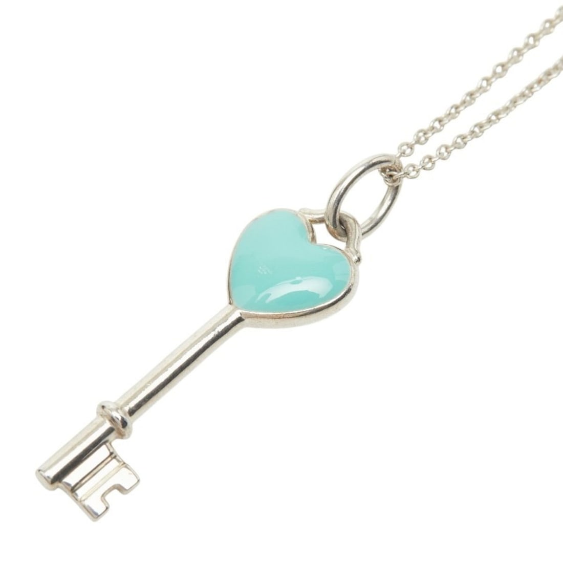 Tiffany & Co. Heart Key Motif Pendant Necklace, Silver, Blue, SV925, Women's.: --- Catalog ---Category: SizePendant Size: 27.1mm x 8.7mm / 1.06'' x 0.34''Neck Circumference: 42 cm / 16.53''Category: DesignGender: WomenMaterial: Silver 925Pendant Type: PendantNecklace Type: Neckl