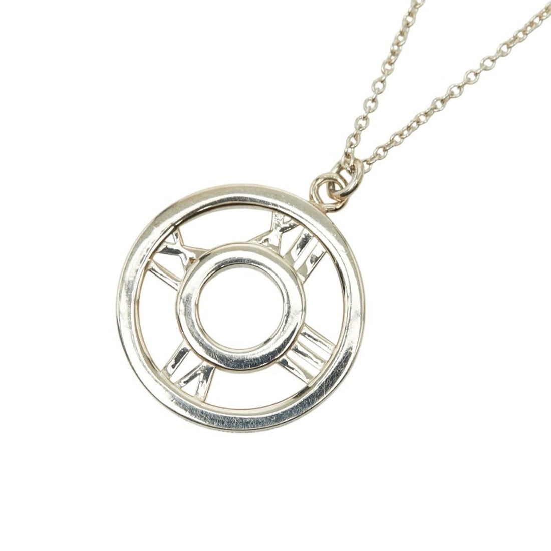 Tiffany & Co. Atlas Round Necklace, SV925 Silver, Women's.: --- Catalog ---Category: SizePendant Size: 21.2mm x 18.3mm / 0.83'' x 0.72''Neck Circumference: 41.5 cm / 16.33''Category: DesignColor: SilverGender: WomenMaterial: Silver 925Necklace Type: NecklaceCa