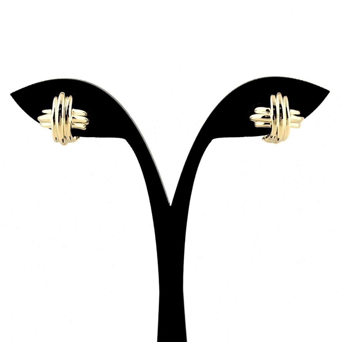 Tiffany & Co. Signature Earrings, Yellow Gold (YG) 750, Women's Earrings: --- Catalog ---Category: SizeSize (HxWxD): 13.30mm x 13.60mm / 0.52'' x 0.54''Category: DesignType: Clip earringsGender: WomenMaterial: Yellow gold (18K)Category: GeneralBrand: Tiffany--- Item List --