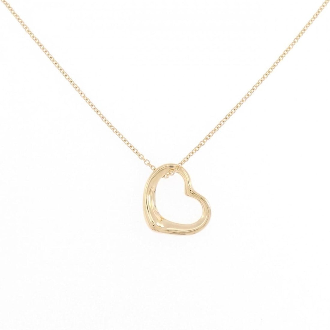 Tiffany Open Heart Necklace: --- Catalog ---Category: SizePendant Size: 14mm x 13.4mm / 0.55'' x 0.52''Neck Circumference: 41 cm / 16.14''Category: DesignColor: Yellow goldMaterial: Yellow gold (18K)Pendant Type: PendantNecklace