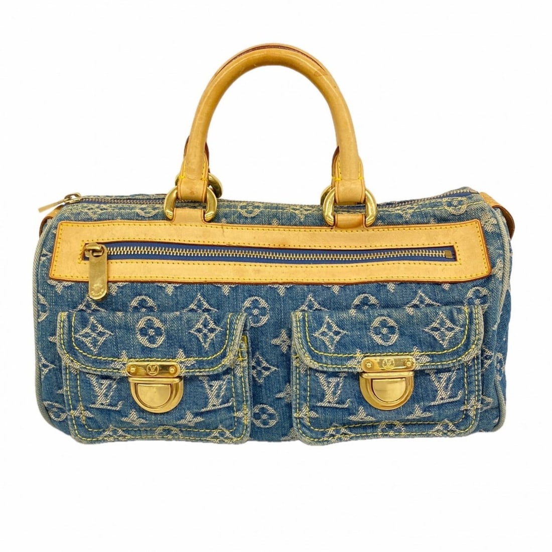 Louis Vuitton Damier Greenwich PM N41165 Boston Bag: --- Catalog ---Category: SizeWeight: 1.16kg / 2.55lb.Size (HxWxD): 34cm x 39cm x 23cm / 13.38'' x 15.35'' x 9.05''Handle Length: 38cm / 14.96''Category: DesignType: Boston bagColor: EbeneGender: