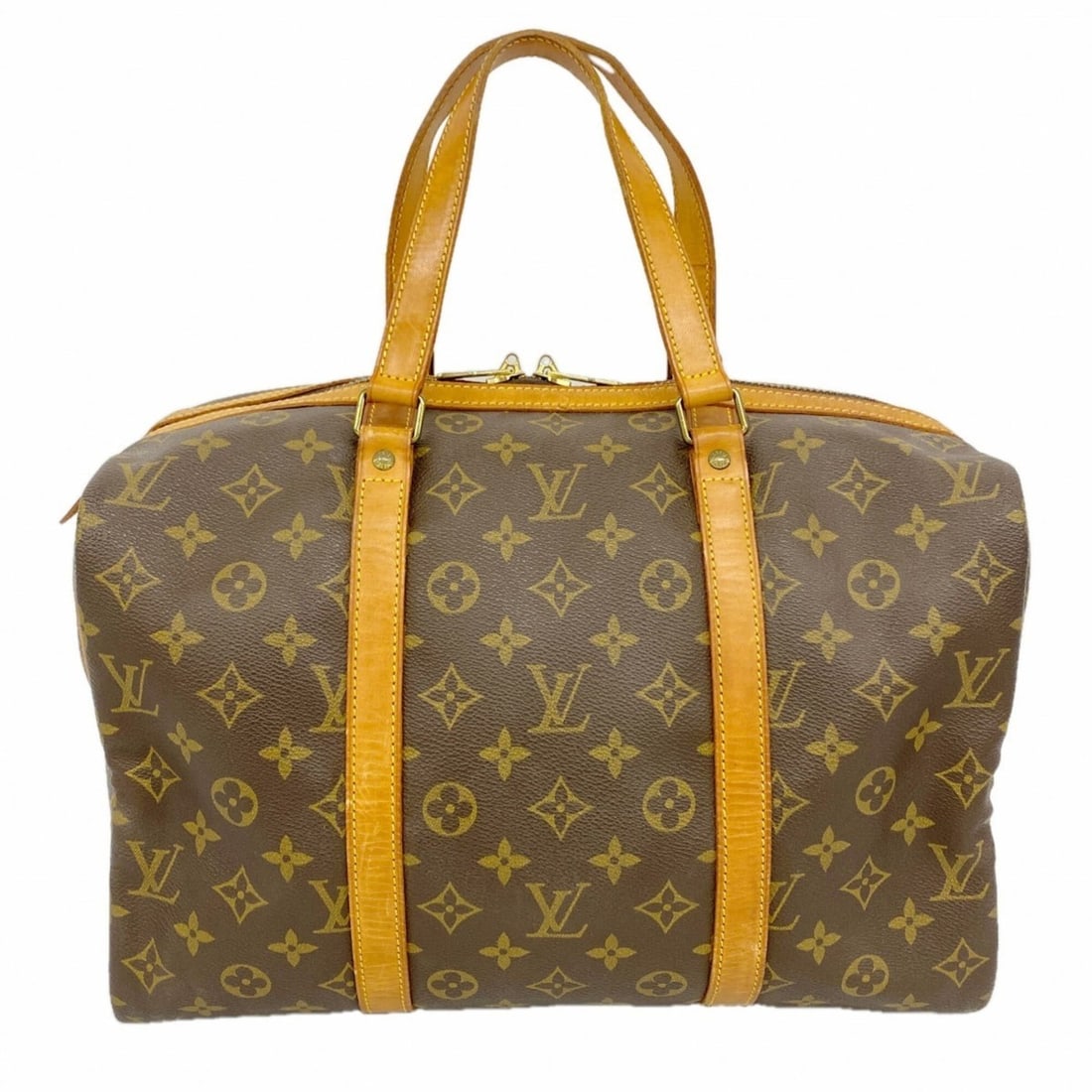 Louis Vuitton LV Ornament City Keepall M21835 Shoulder Bag: --- Catalog ---Category: SizeSize (HxWxD): 16cm x 26cm x 12cm / 6.29'' x 10.23'' x 4.72''Category: DesignType: Shoulder bagColor: GrayGender: Men,WomenMaterial: Leather Hardware Color: GoldLeather/Fur