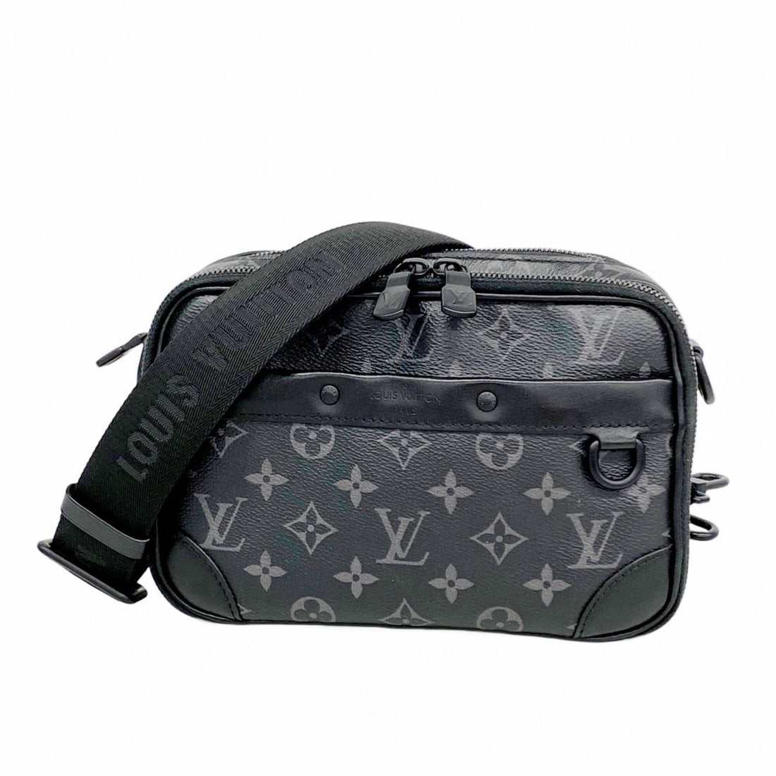 LOUIS VUITTON Damier Geronimos Bag, Body Shoulder Waist Pouch N51994: --- Catalog ---Category: SizeSize (HxWxD): 11.5cm x 19.5cm x 5cm / 4.52'' x 7.67'' x 1.96''Category: DesignType: Pouch, Shoulder bag, Sling bagColor: BrownGender: WomenMaterial: PVC , Coated canvas , 