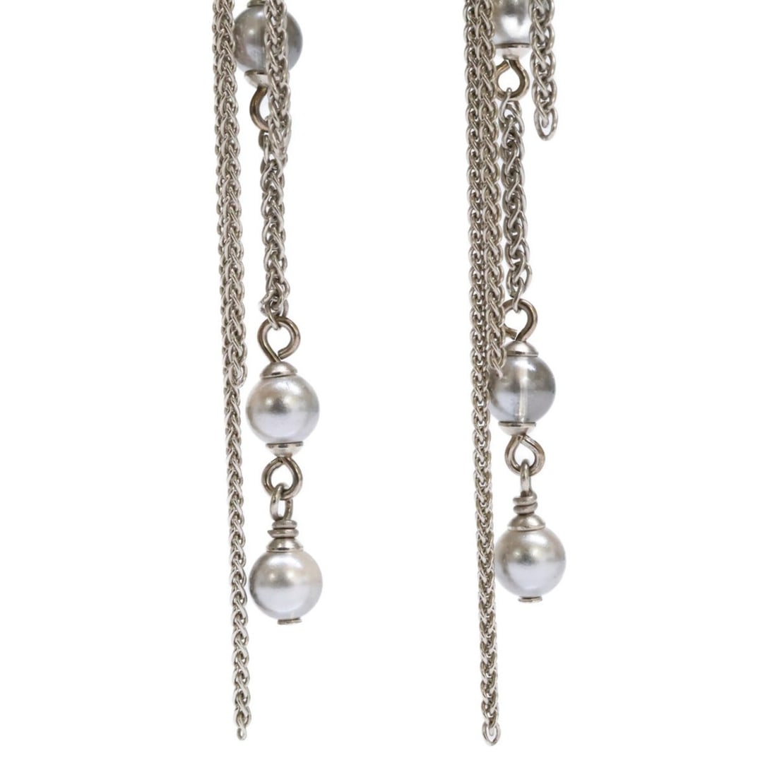 Van Cleef & Arpels Vintage Alhambra Gold Mother-of-Pearl 1PD Necklace Jewelry 18K (Yellow Gold): --- Catalog ---Category: SizePendant Size: 15mm x 15mm / 0.59'' x 0.59''Neck Circumference: 37 cm - 41.5 cm / 14.56'' - 16.33''Category: DesignColor: Clear, White, Yellow goldGender: WomenMaterial: Ye