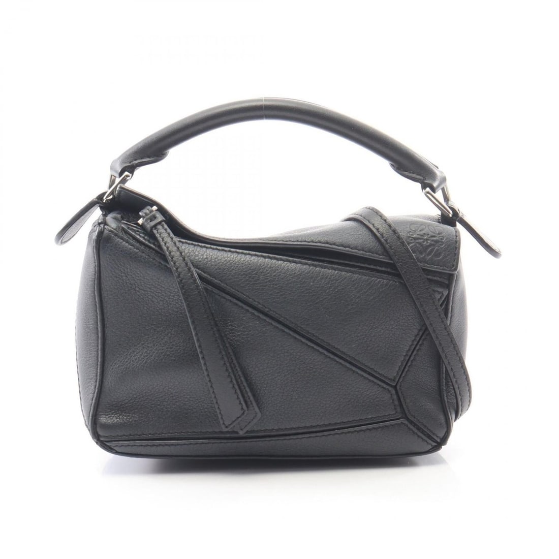 Loewe Puzzle Bag Mini 2-Way Handbag, Leather, Women's, Black, 322.30.U95: --- Catalog ---Category: SizeSize (HxWxD): 11cm x 17cm x 7cm / 4.33'' x 6.69'' x 2.75''Category: DesignType: HandbagColor: BlackGender: WomenMaterial: Leather Category: GeneralMPN: 322.30.U95Brand: