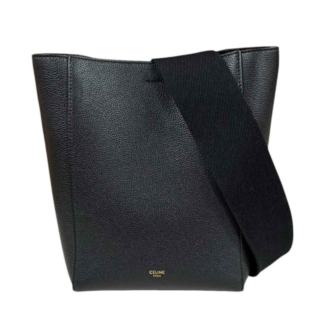 Celine Sangle Bucket Small Shoulder Bag, Leather 189303AH4, Black, Women's CELINE: --- Catalog ---Category: SizeSize (HxWxD): 25cm x 25cm x 12cm / 9.84'' x 9.84'' x 4.72''Category: DesignType: Shoulder bagColor: BlackGender: WomenMaterial: Leather Category: GeneralMPN: 189303AH4Bran