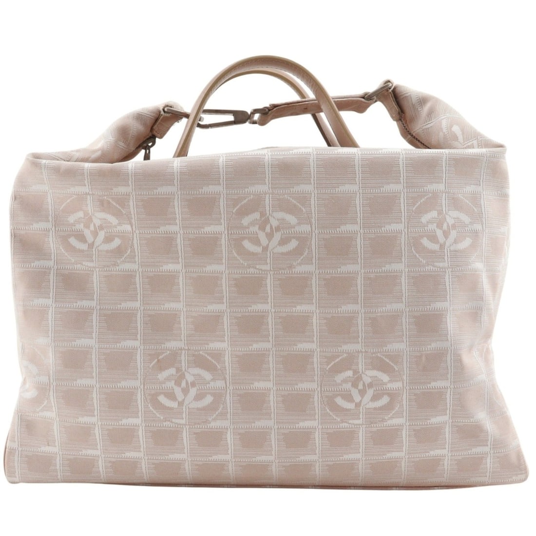 Chanel New Travel Line Boston Bag A15966 Nylon Canvas Beige A4 Women's: --- Catalog ---Category: SizeWeight: 880g / 1.94lb.Handle Drop: 7.00cm / 2.76''Size (HxWxD): 26cm x 37cm x 21cm / 10.23'' x 14.56'' x 8.26''Category: DesignType: Boston bag, Weekend bagColor: BeigeGen