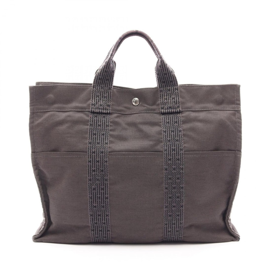 Hermes Herline MM Tote Bag/Handbag, Nylon Canvas, Men's/Women's, Gray: --- Catalog ---Category: SizeSize (HxWxD): 32cm x 42cm x 11cm / 12.59'' x 16.53'' x 4.33''Category: DesignType: Handbag, Tote bagColor: GrayGender: Men,WomenMaterial: Nylon canvas Category: GeneralBra